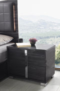 Giulia Left-Facing Nightstand in Glossy Grey