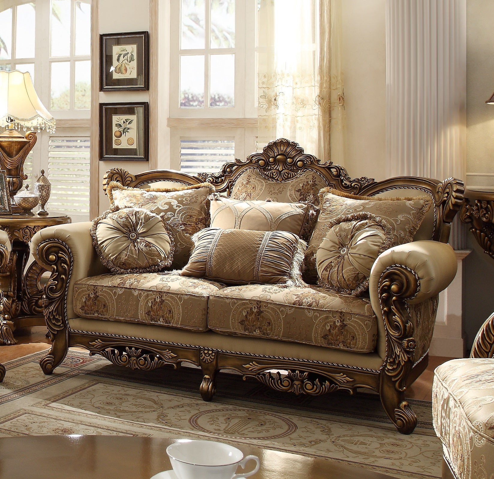 HD-506 Traditional Three-Piece Living Room Set