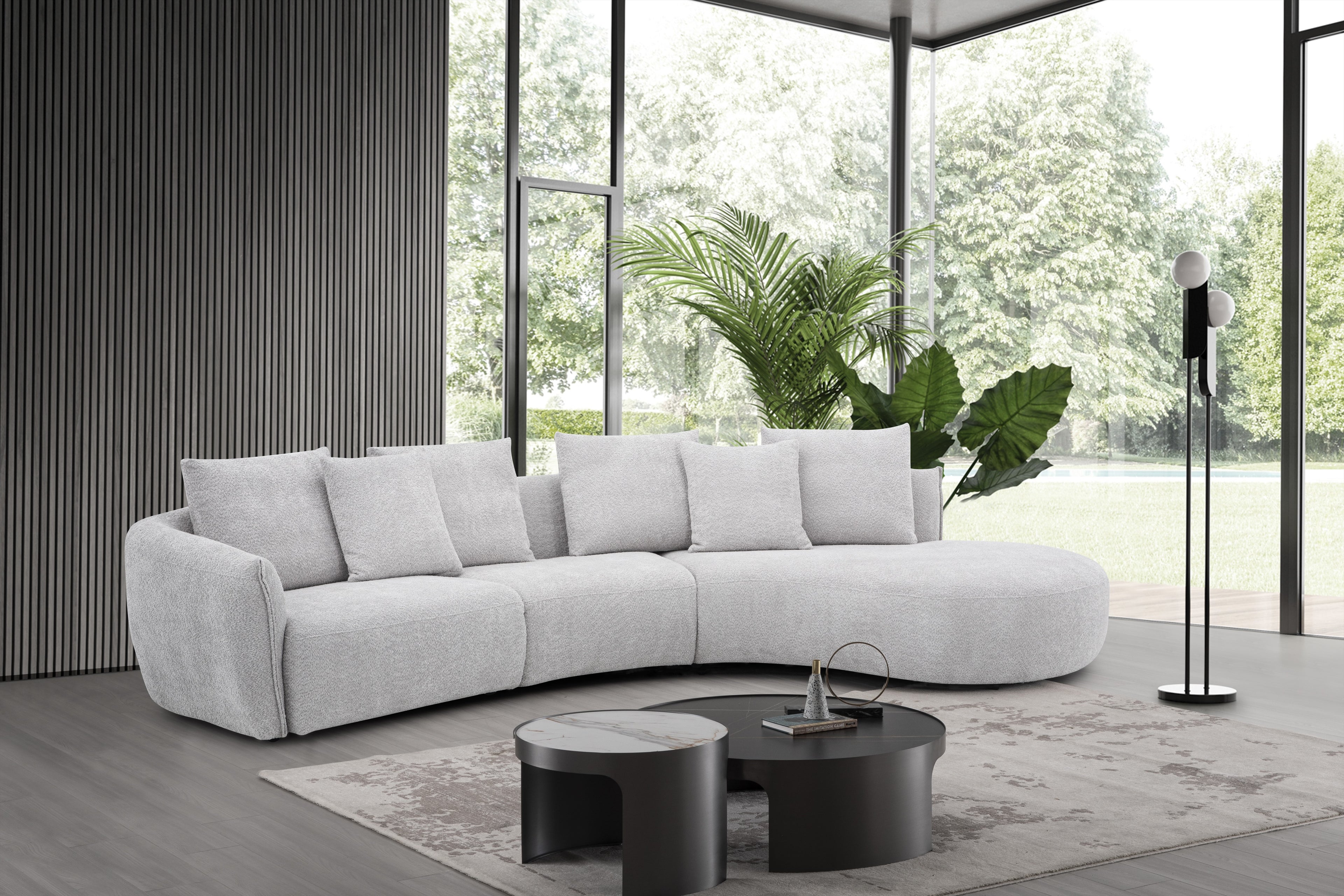 Hamilton Sectional in Right-Facing Chaise