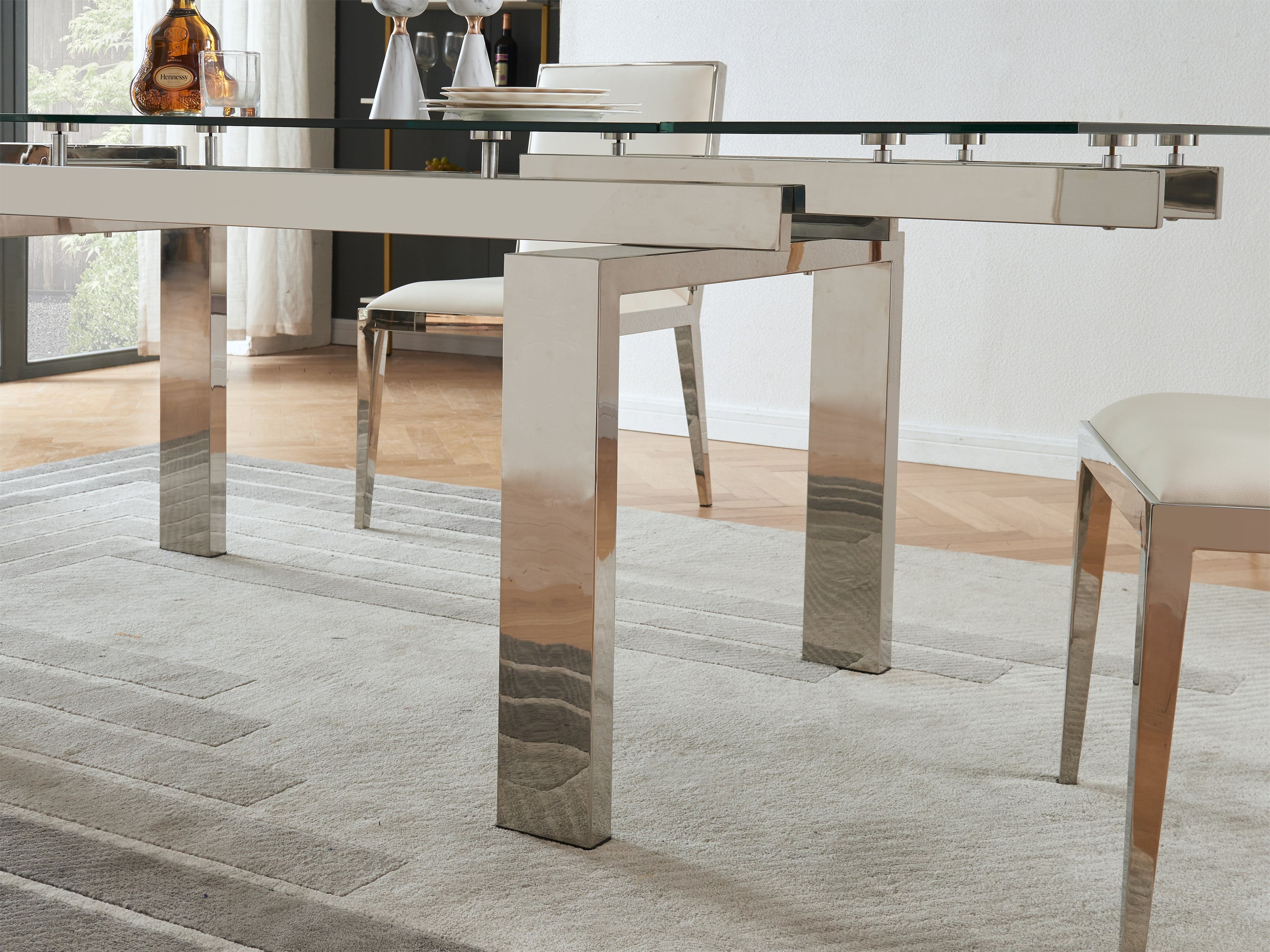 Moda Clear Glass Extension Dining Table