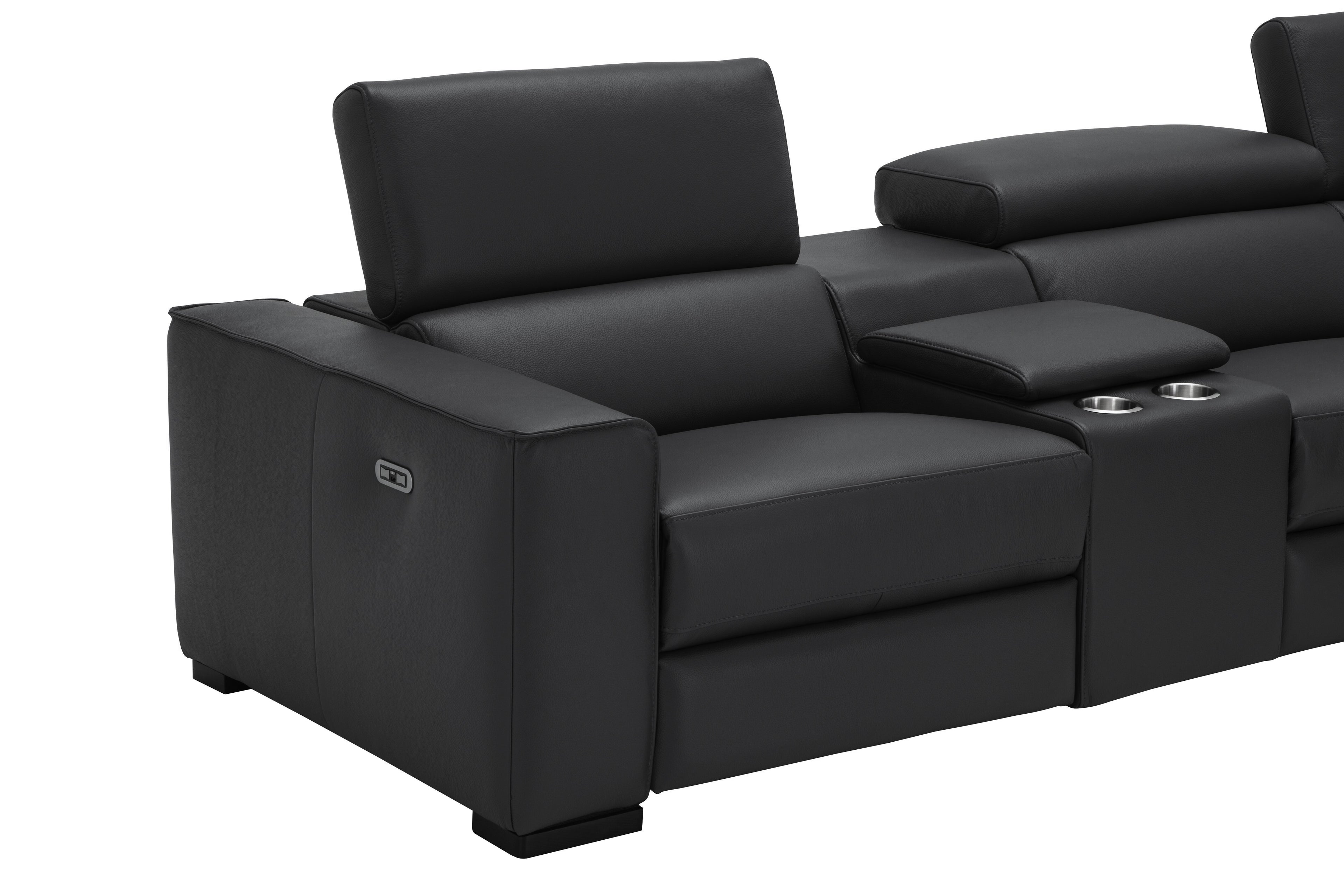 Picasso Motion Sectional in Black