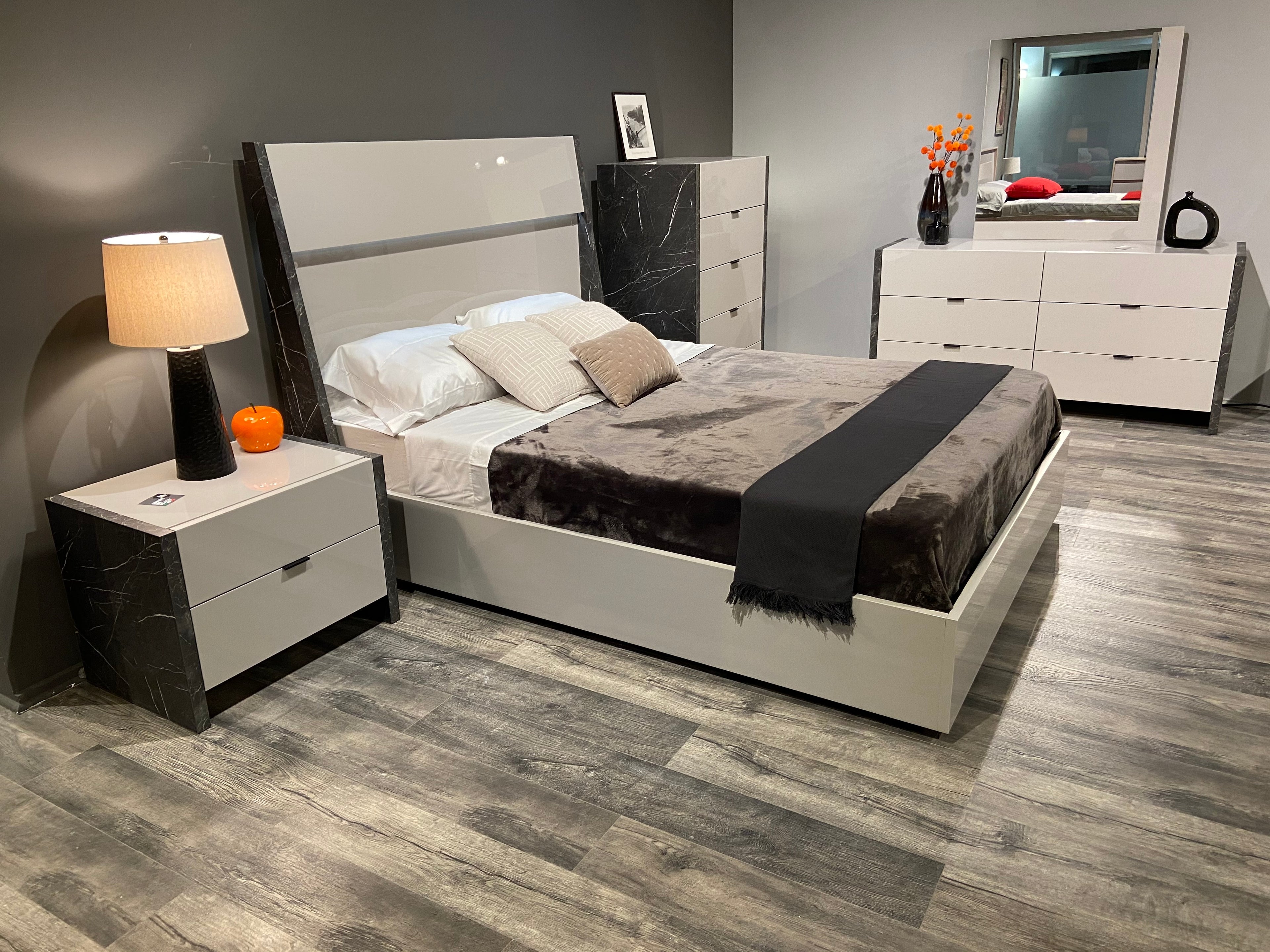 Stoneage Premium Nightstand in Grigio