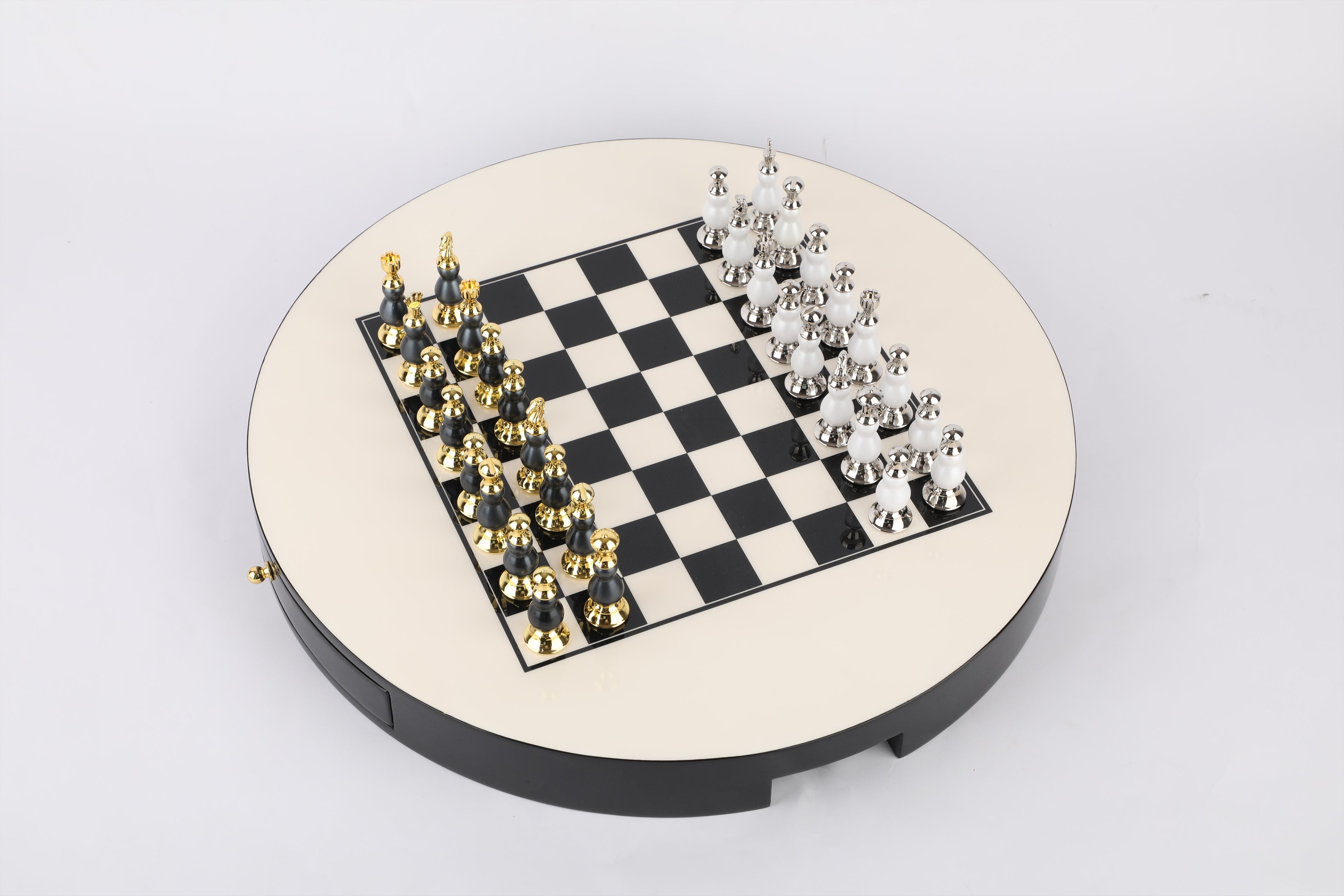 Round Decorative Chessboard Set