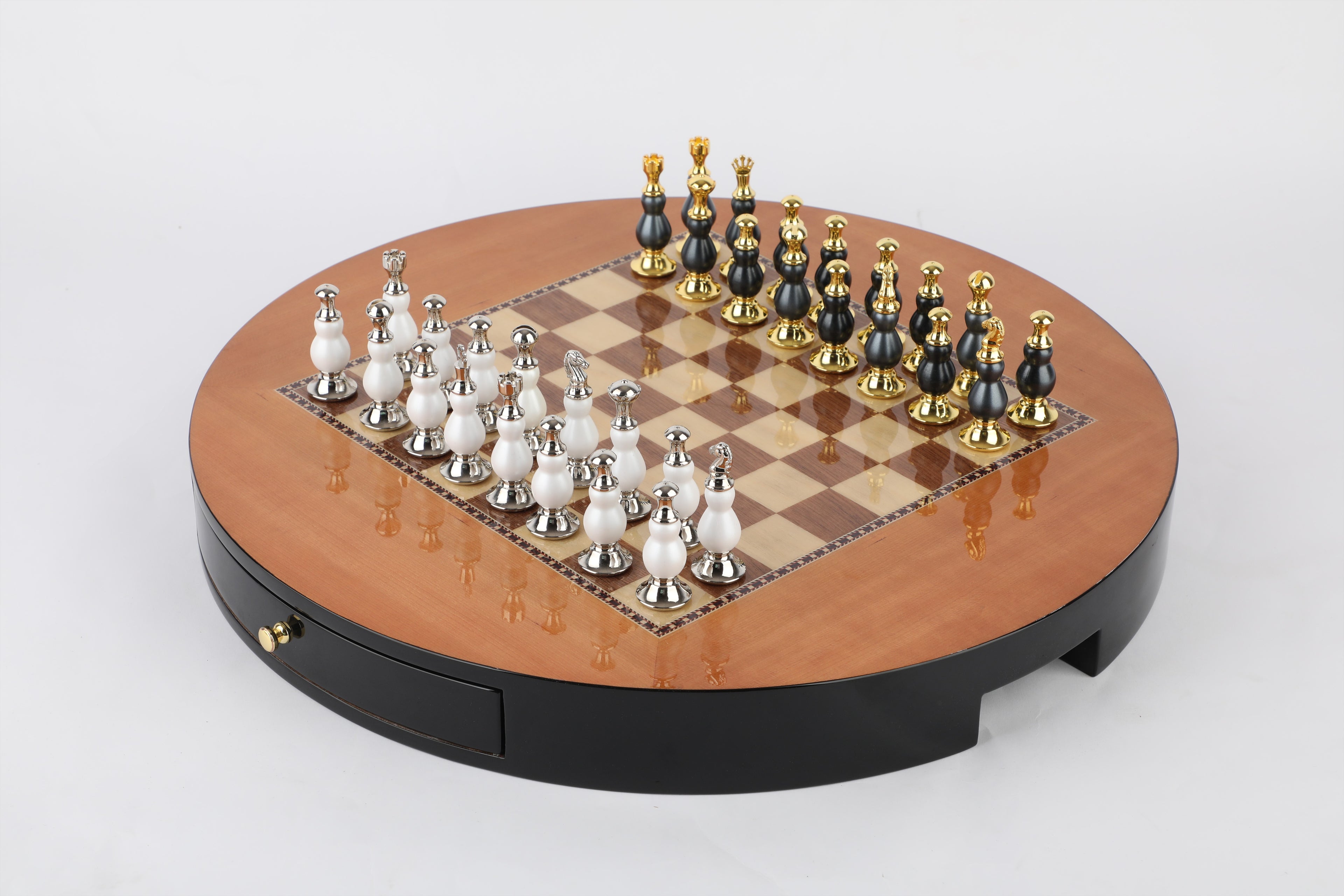 Camel Zinc-Alloy Round Chessboard Set